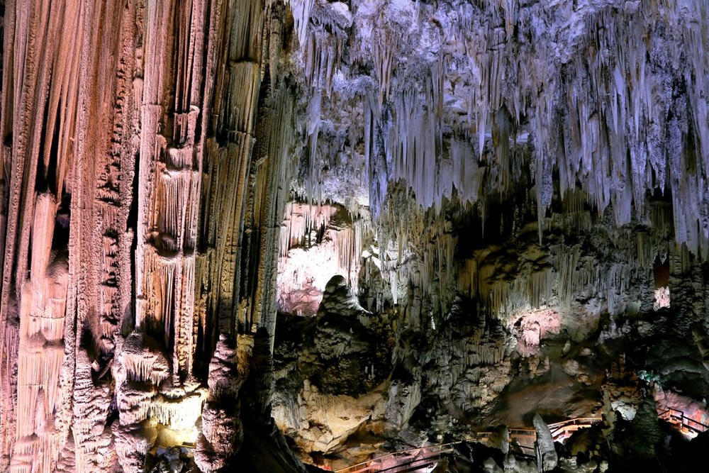 Avrupa'nın en eski turizm merkezi Nerja Mağaraları 41 bin yıldır ziyaret ediliyor - 5