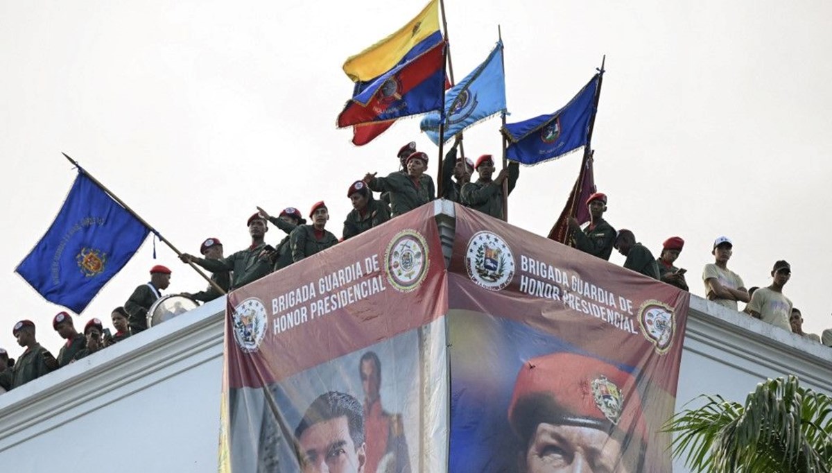 Venezuela'da seçim krizi: 11 kişi öldü, Latin Amerika diplomatik çıkmaza girdi Venezuela'da seçim krizi: 11 kişi öldü, Latin Amerika diplomatik çıkmaza girdi