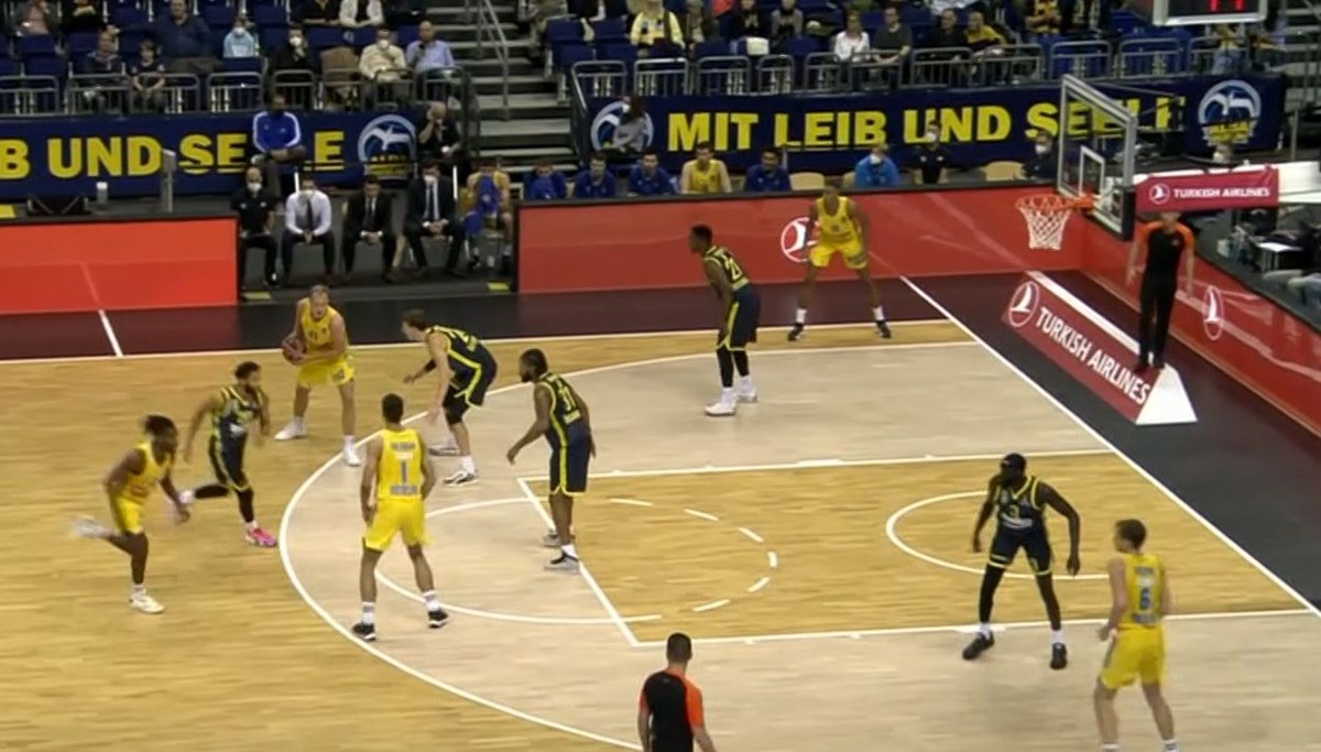 Alba Berlin Fenerbahçe maç özeti (Euroleague 3. hafta maçları) Alba Berlin Fenerbahçe maç özeti (Euroleague 3. hafta maçları)