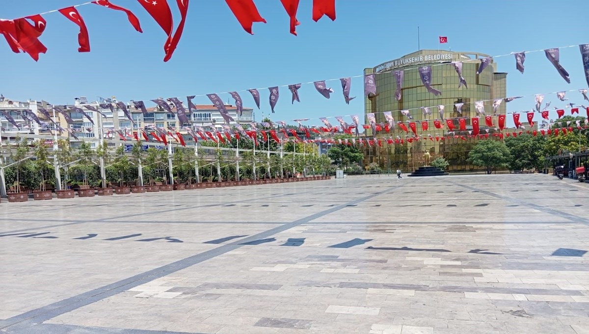 Kavurucu sıcaklarda sokaklar boş kaldı