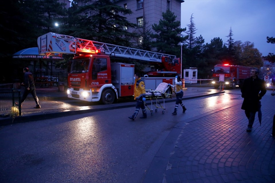 Ankara Eğitim ve Araştırma Hastanesi'nde yangın - 1