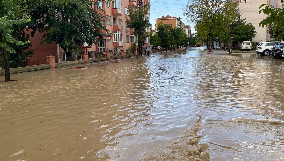 Edirne'de şiddetli sağanak