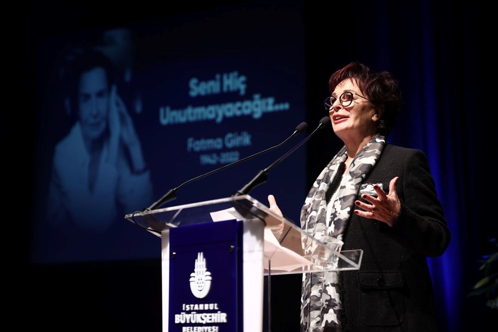 Usta oyuncu Fatma Girik son yolculuğuna uğurlandı - 9