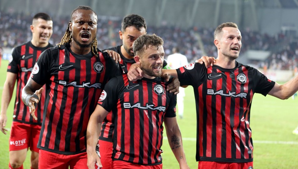 1. Lig'de Arca Çorum FK fırtınası: 4'te 4!