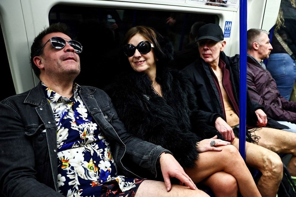 Londra'da Pantolonsuz Günü kutlaması - 12