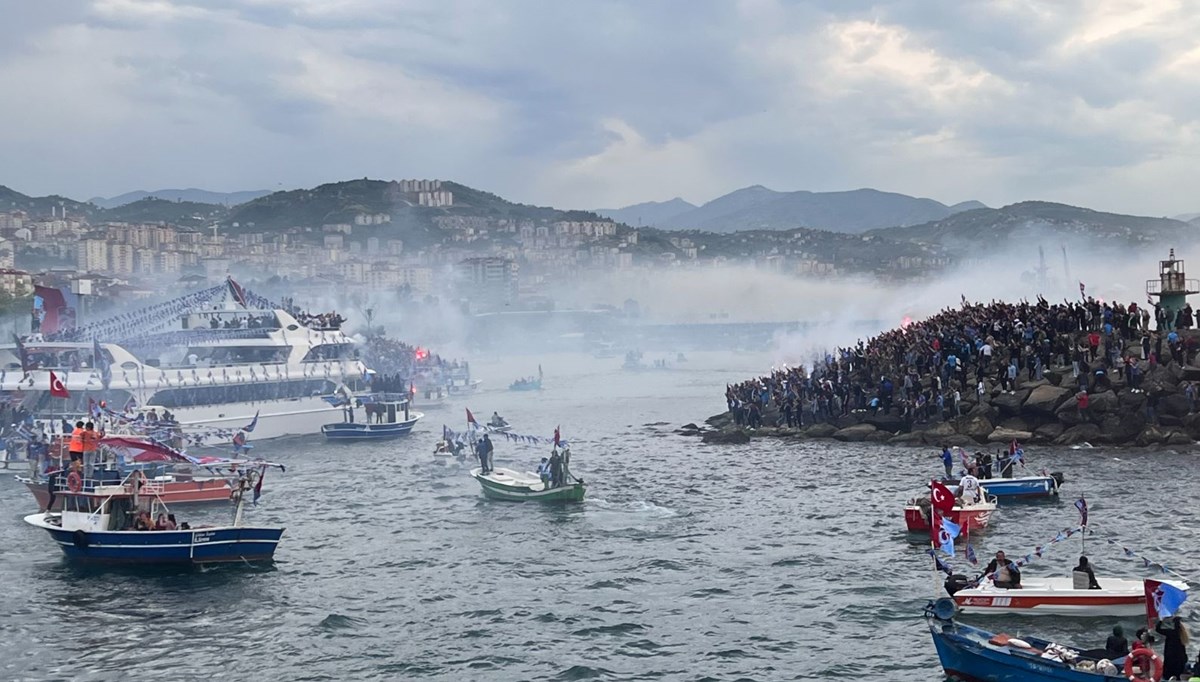 Trabzonspor’un ‘şampiyonluk filosu’ Faroz Limanı’na ulaştı