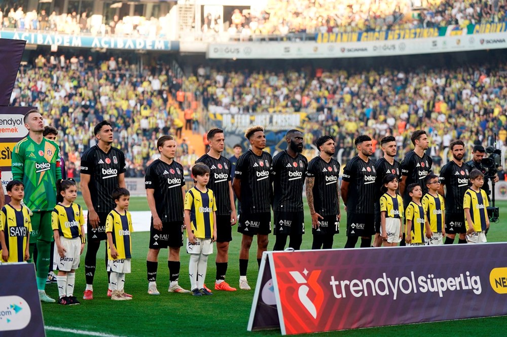 Kadıköy'deki dev derbide kazanan Beşiktaş! 82 U8lEXQ1IrUOcGYDuYE8r8A