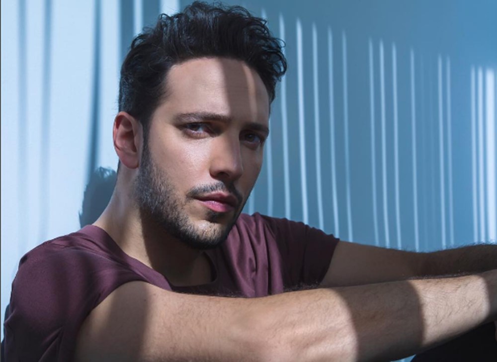 Nilgün Belgün takipçilerini geçmişe götürdü: Bu fotoğraf Marmaris'te çekildi (Ünlülerin çocukluk ve gençlik halleri) - 642