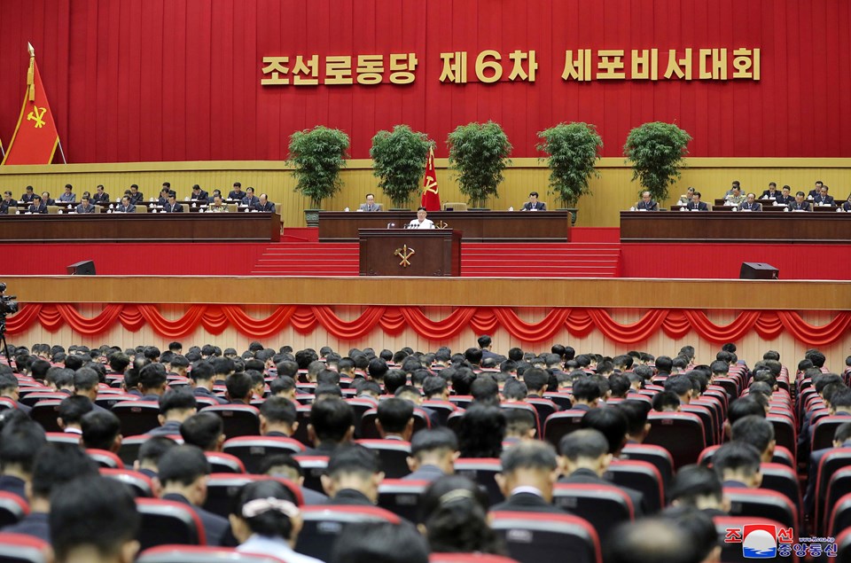 Kuzey Kore lideri Kim: Şimdiye kadarki en kötü durumla karşı karşıyayız - 1