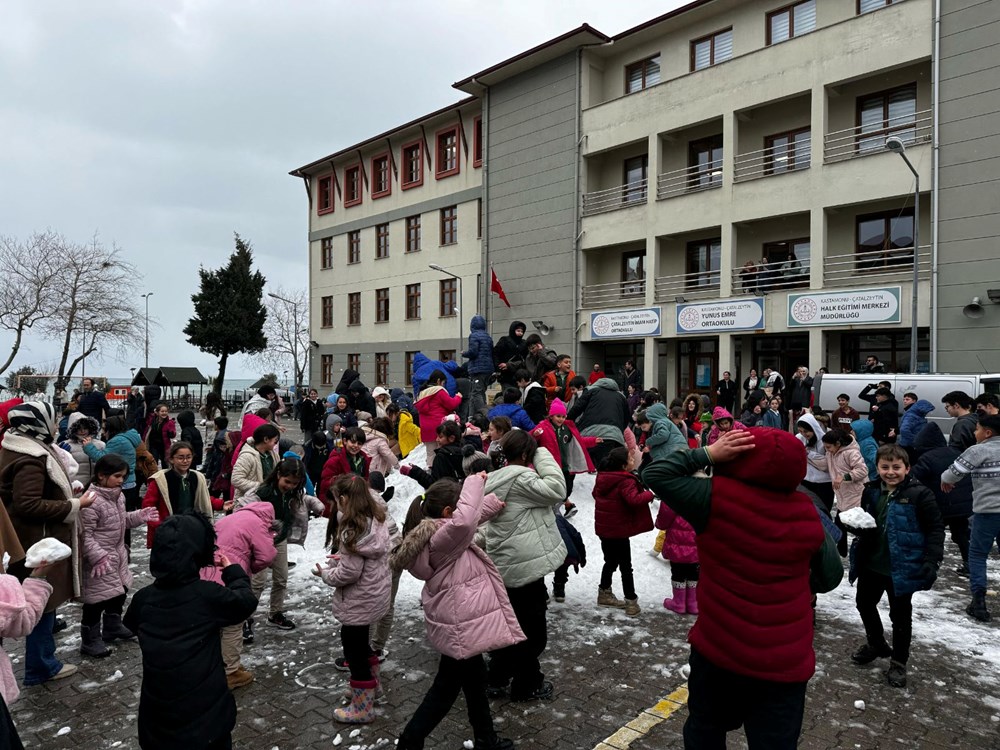 İstanbul’da yarın okullar tatil mi? 24 Şubat Pazartesi okullar tatil mi olacak, hangi illerde kar tatili var? - 3