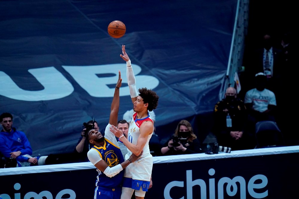 George Floyd vakası: NBA yıldızı Jaxon Hayes'e gözaltının görüntüleri yayınlandı - 8
