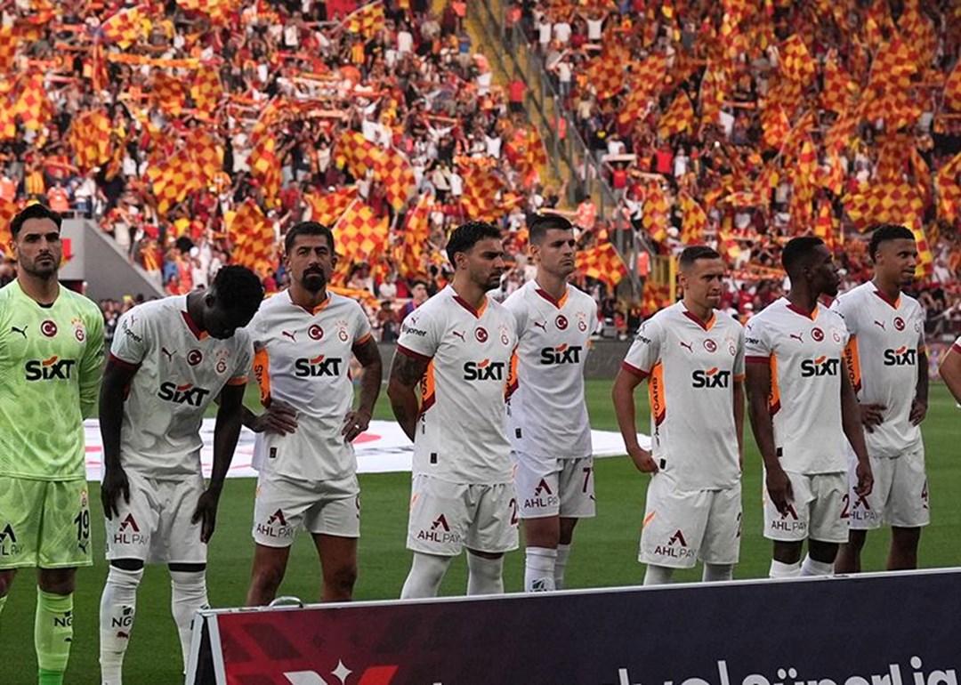Galatasaray, ayrılığı açıkladı: "Yolun açık olsun"