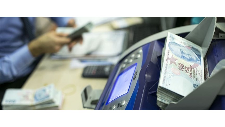 Ziraat Bankası, Vakıfbank ve Halkbank konut kredisinde faizi yüzde 1'in altına çekti (İlk kez 15 yıl vadeli kredi)