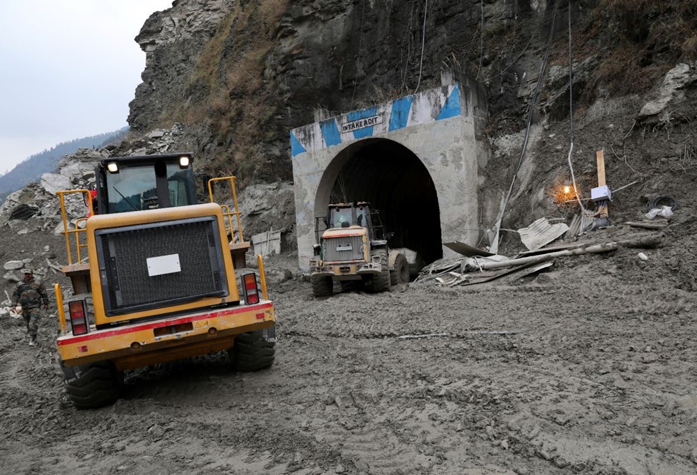 Hindistan'da buzul felaketi: 200'den fazla kişi kayıp - 6