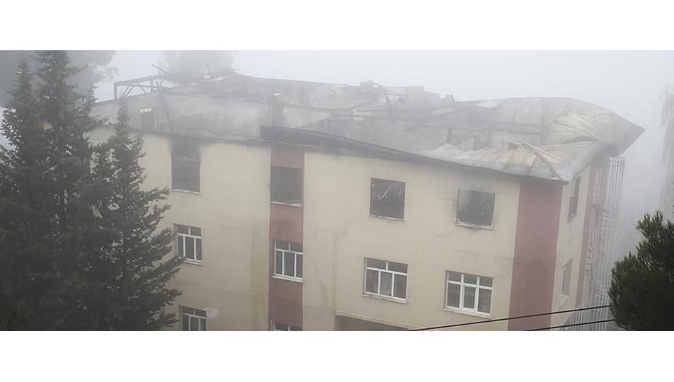 Eski Aladağ kaymakamına yurt yangını davası