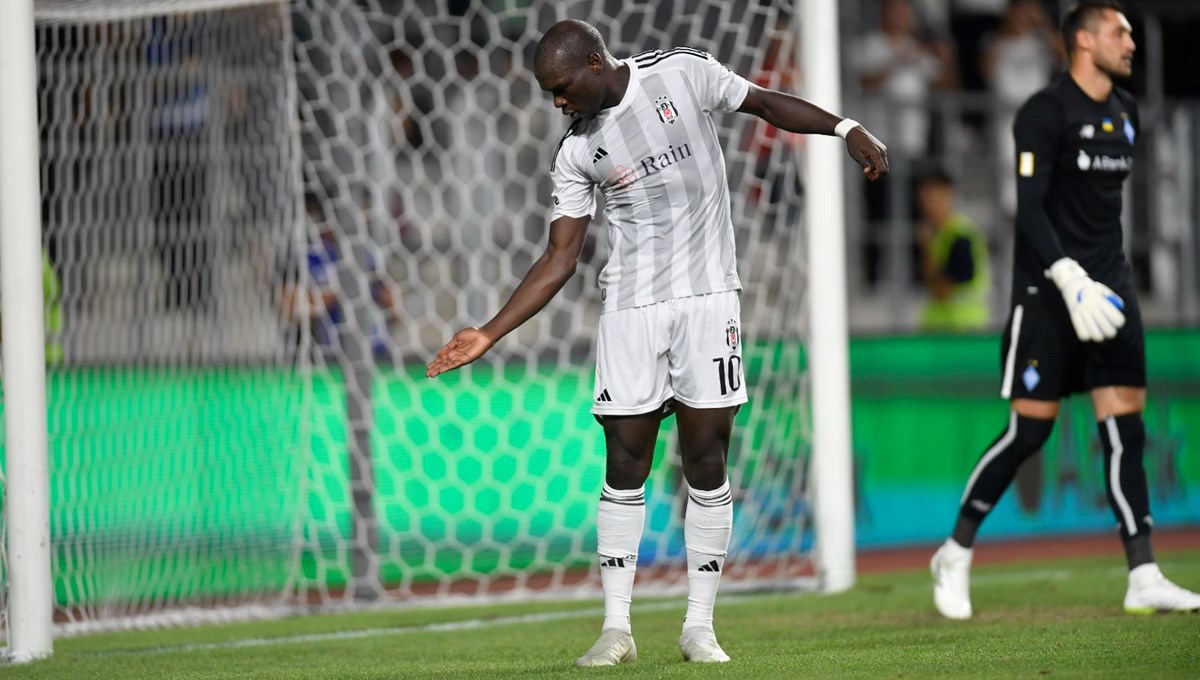 Beşiktaş'tan Vincent Aboubakar paylaşımı Beşiktaş'tan Vincent Aboubakar paylaşımı
