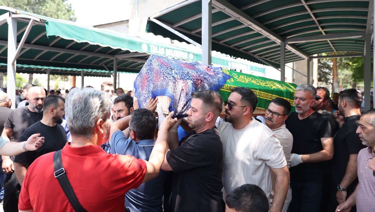 Kayseri’de kene can aldı Kayseri’de kene can aldı