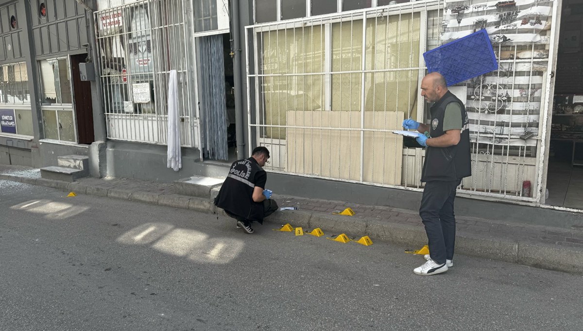 Bursa polisini alarma geçiren olay: Kahvehaneyi tarafı, kırmızı ışıkta bekleyen aracı çalıp kaçtı