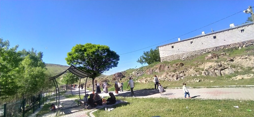 İnci kefalinin göçü turistlerin ilgi odağı oldu: Binlerce kilometreyi aşıp geldiler 74 UGspAKTyGkuRoKpFM4nNoQ