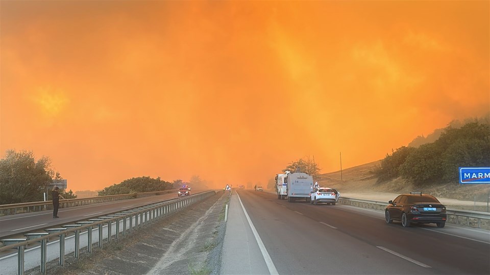 Bursa, Çanakkale ve Hatay'da alevlerle mücadele: Kara yolu ulaşılma kapatıldı - 2