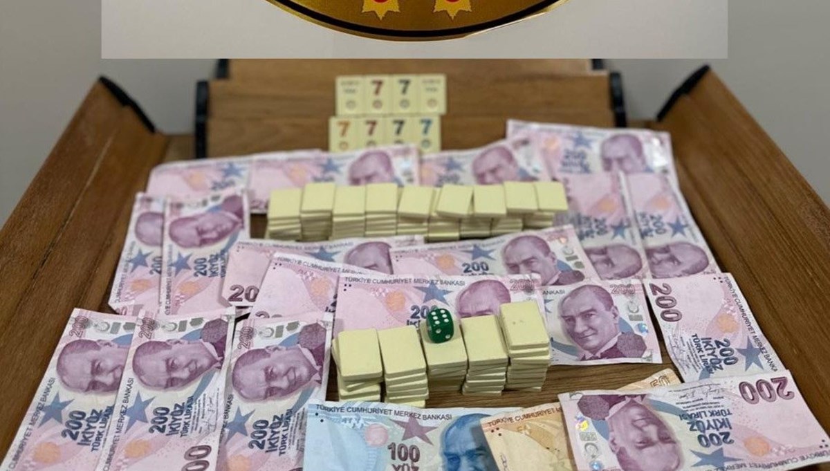 Yalova’da kumar oynayanlara 120 bin lira ceza Yalova’da kumar oynayanlara 120 bin lira ceza