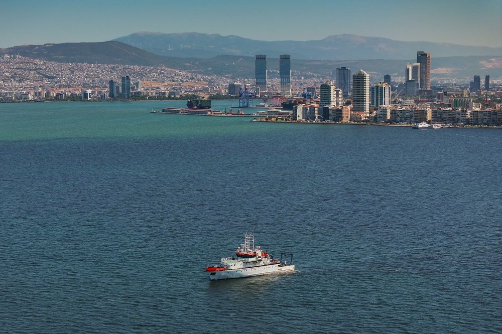 Körfezin bir bölümü yeşile büründü: İzmir Körfezi’ndeki
ölümlere ayrıntılı inceleme - 6