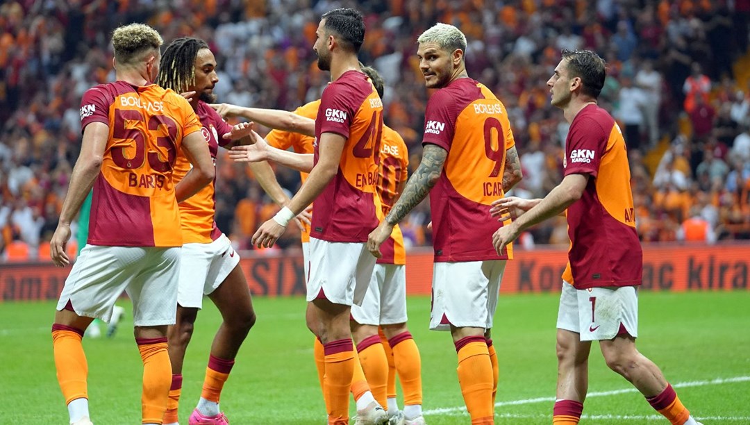Галатасарай пендикспор прямая трансляция. Galatasaray 2024. Форма Галатасарая 23-24. Galatasaray 9-0 fenerbahve. Oosterwolde vs Galatasaray.