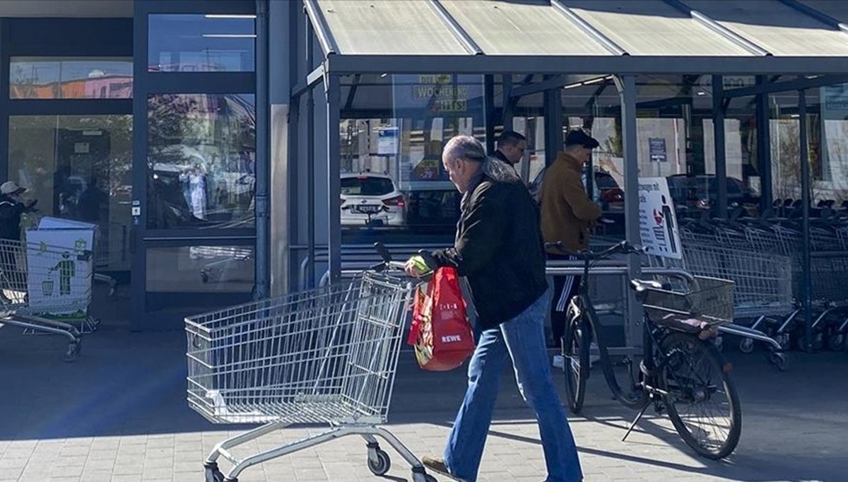 Euro Bölgesi enflasyonu sürpriz yaptı Euro Bölgesi enflasyonu sürpriz yaptı