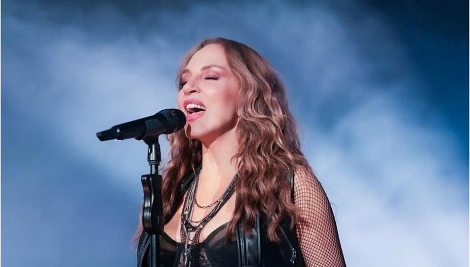 Sertab Erener'e dava açıldı: Şarkılarını kaldırması talep edildi