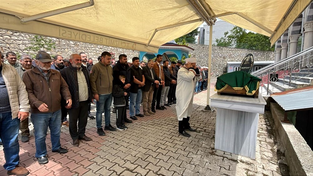 Minik Ardıç son seyahatine uğurlandı 76 UPSX6qFeBEqoZJrX0uDtMw