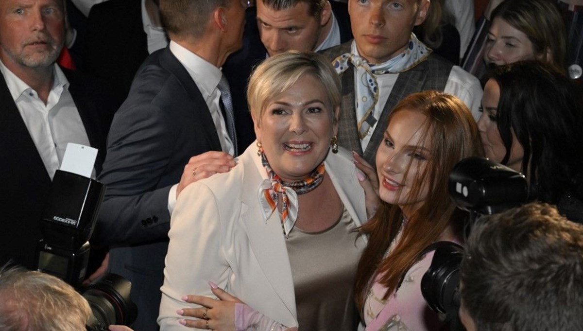 İzlanda’nın yeni Cumhurbaşkanı Halla Tomasdottir oldu İzlanda’nın yeni Cumhurbaşkanı Halla Tomasdottir oldu
