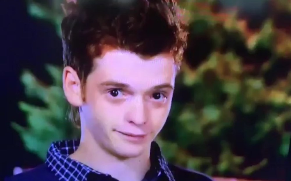 Su Burcu Yazgı Coşkun'dan nostaljik kare (Ünlülerin çocukluk ve gençlik halleri) - 598