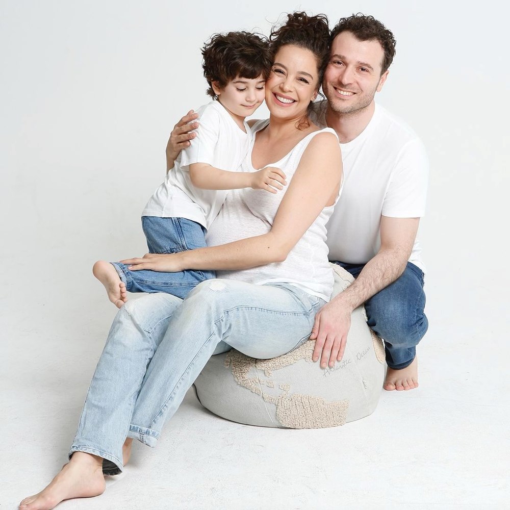 İkinci kez anne oldu: Azra Akın'dan bebeğiyle ilk kare - 5