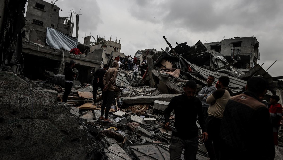 İsrail Gazze'ye saldırdı: 38 ölü