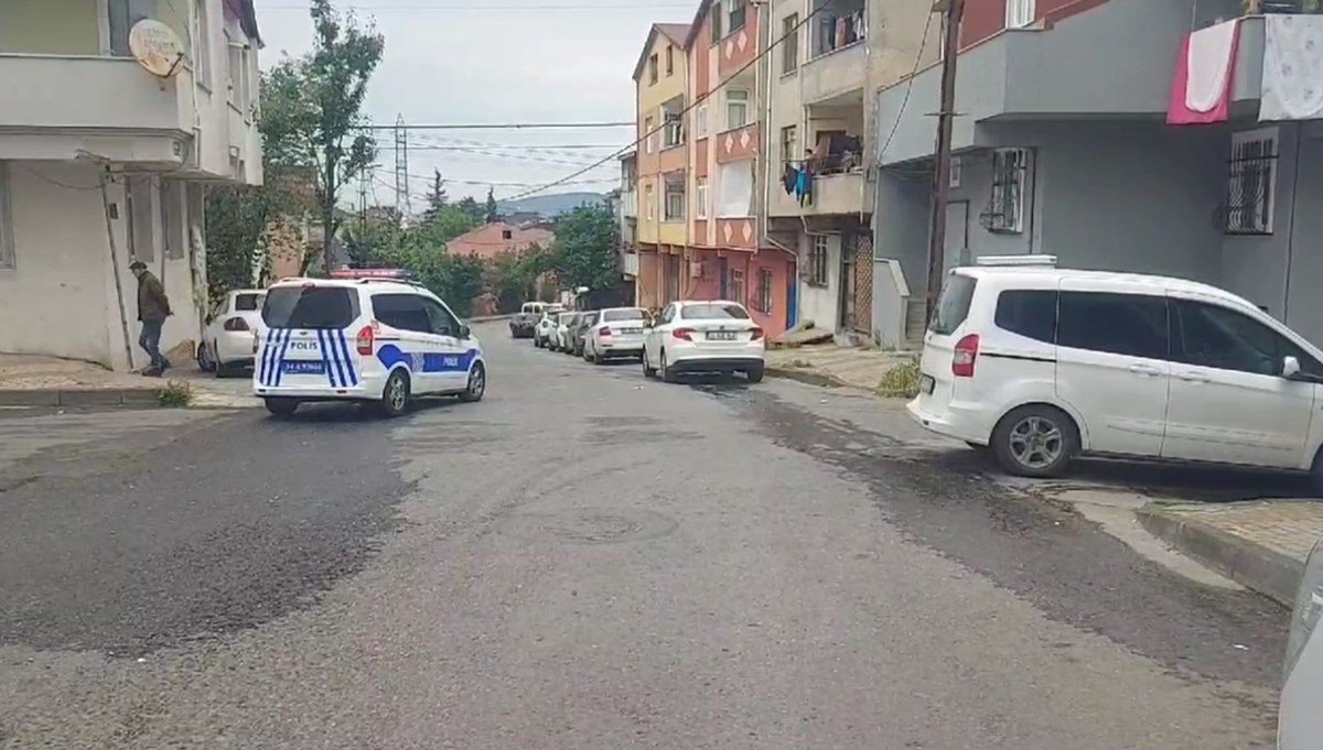 İstanbul'da satırlı saldırı: 1 ölü İstanbul'da satırlı saldırı: 1 ölü