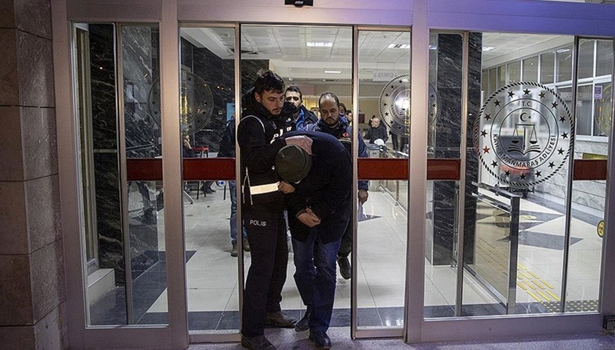 Depremlerde yıkılan binalarla ilgili tutuklananların sayısı 188'e yükseldi Depremlerde yıkılan binalarla ilgili tutuklananların sayısı 188'e yükseldi