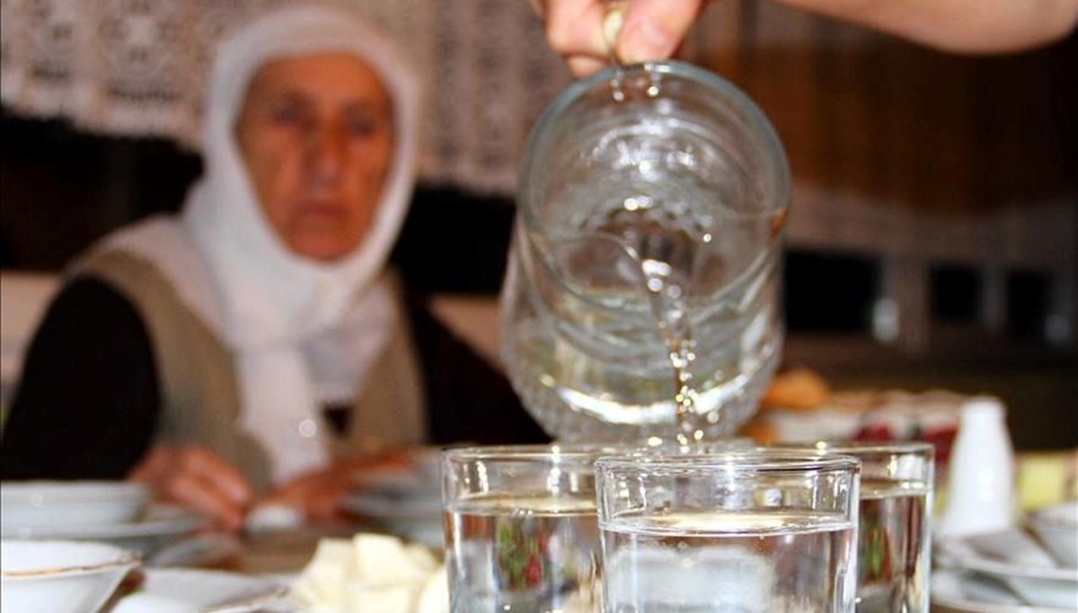 Sahura kalkmadan oruç tutulur mu? (Diyanet'e göre sahura kalkmanın önemi) Sahura kalkmadan oruç tutulur mu? (Diyanet'e göre sahura kalkmanın önemi)