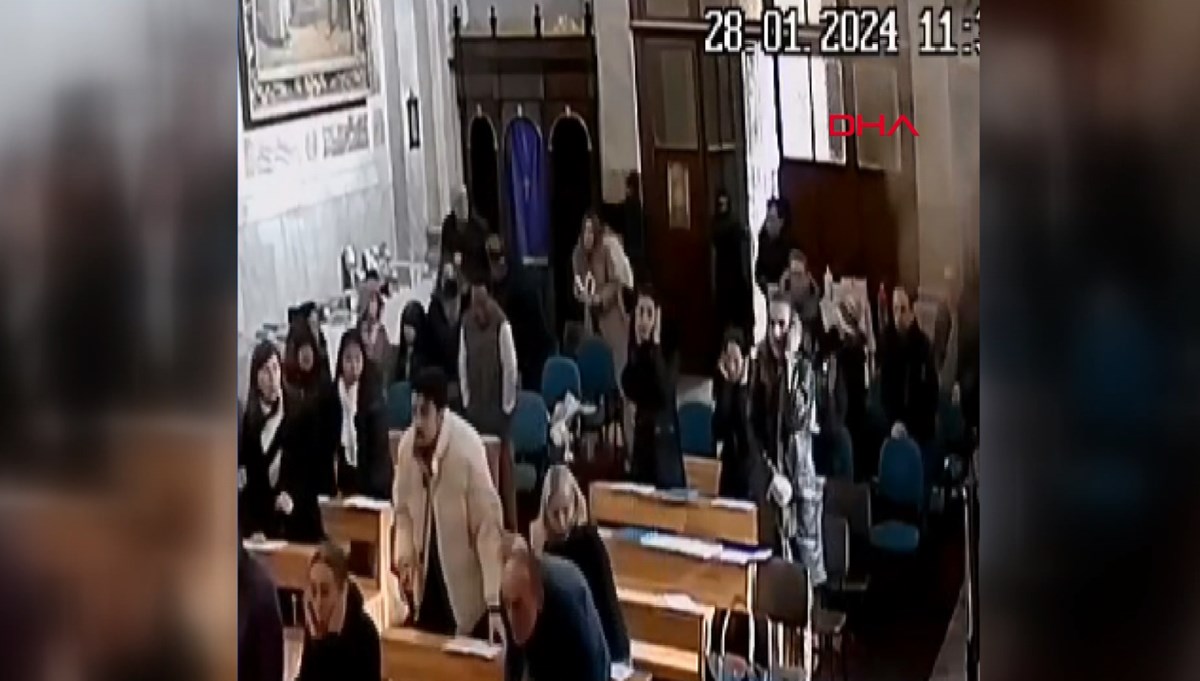 İstanbul Sarıyer'deki silahlı saldırı kamerada İstanbul Sarıyer'deki silahlı saldırı kamerada