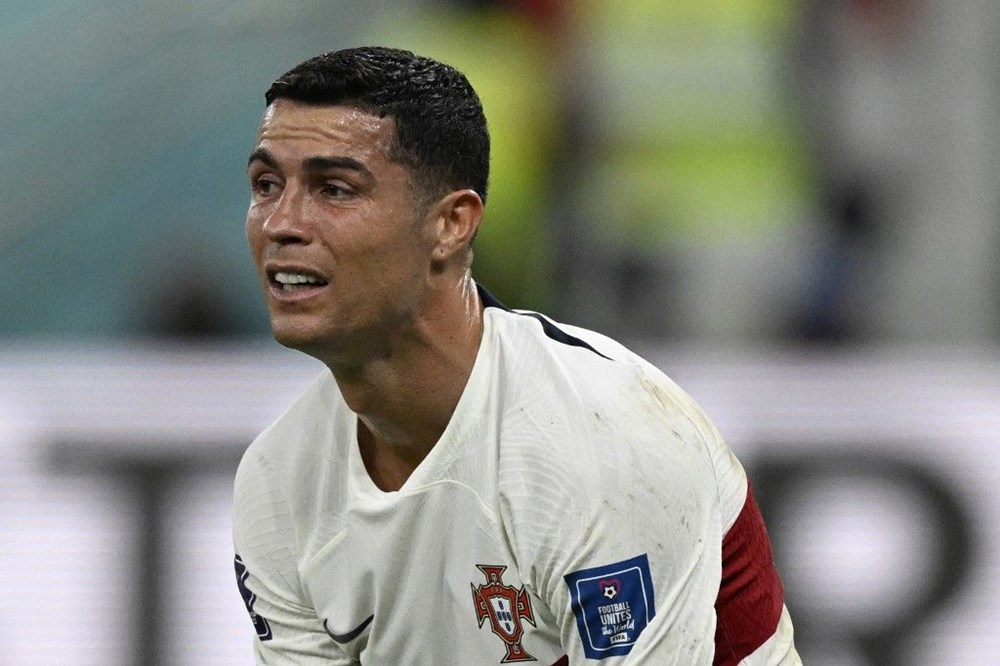 Cristiano Ronaldo için bir devir gözyaşlarıyla kapanırken sevgilisi Georgina Rodriguez'den teknik direktör Fernando Santos'a tepki - 2
