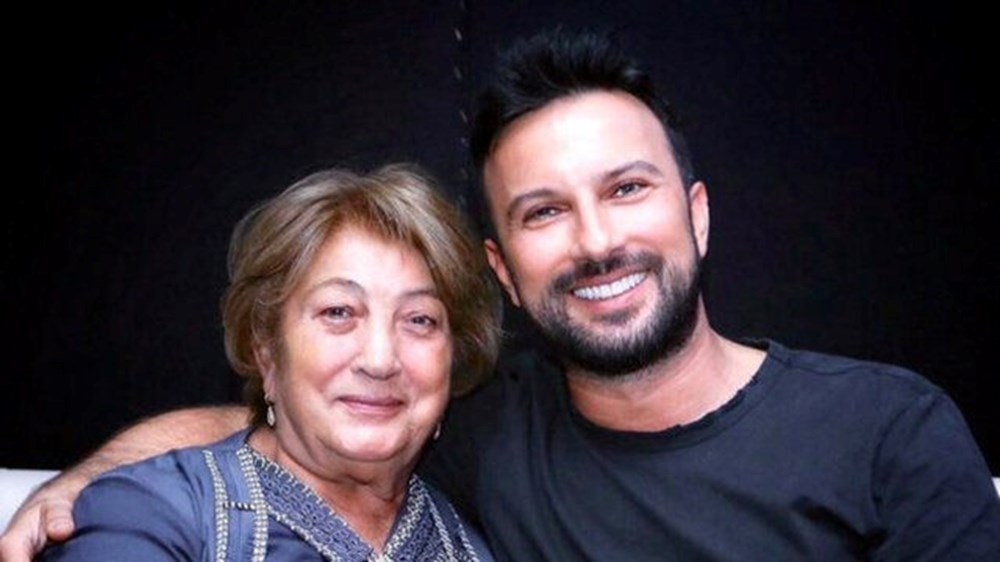 Tarkan'ın annesi son yolculuğuna uğurlandı - 1