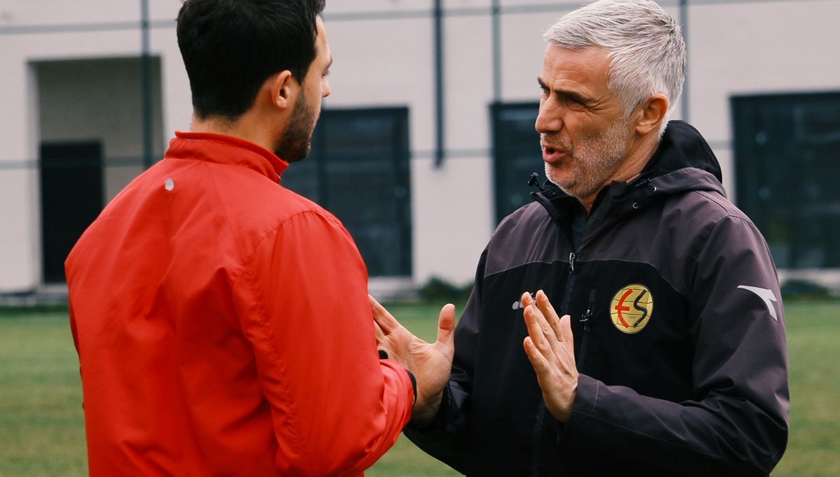 Eskişehirspor, Önder Karaveli yönetiminde ilk antrenmanını yaptı Eskişehirspor, Önder Karaveli yönetiminde ilk antrenmanını yaptı