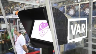 Sivasspor - Fenerbahçe maçının yabancı VAR hakemi belli oldu