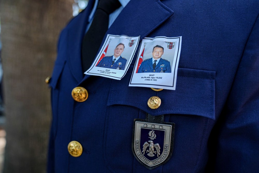 Şehit pilotlara gözyaşlarıyla veda - 1