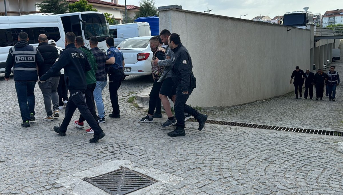Edirne'de aranan 20 şüpheli yakalandı Edirne'de aranan 20 şüpheli yakalandı