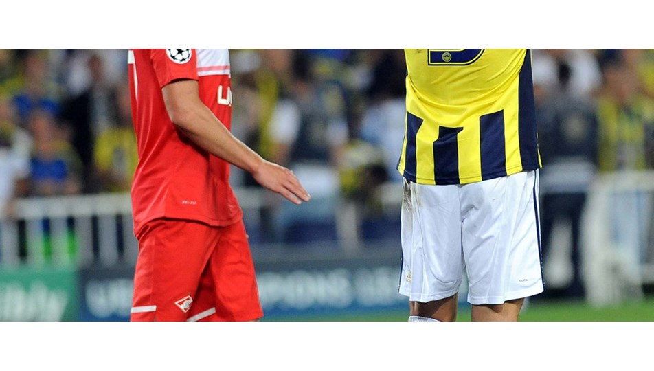 Fenerbahçe 'Devler'in arasına giremedi!