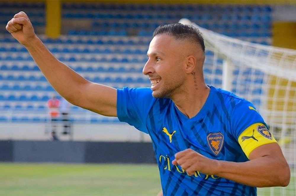 38 yaşındaki Yasin Öztekin, 2. Lig'i sallıyor: Gol krallığında zirvede yer aldı, kariyer rekoru kırdı! - 6