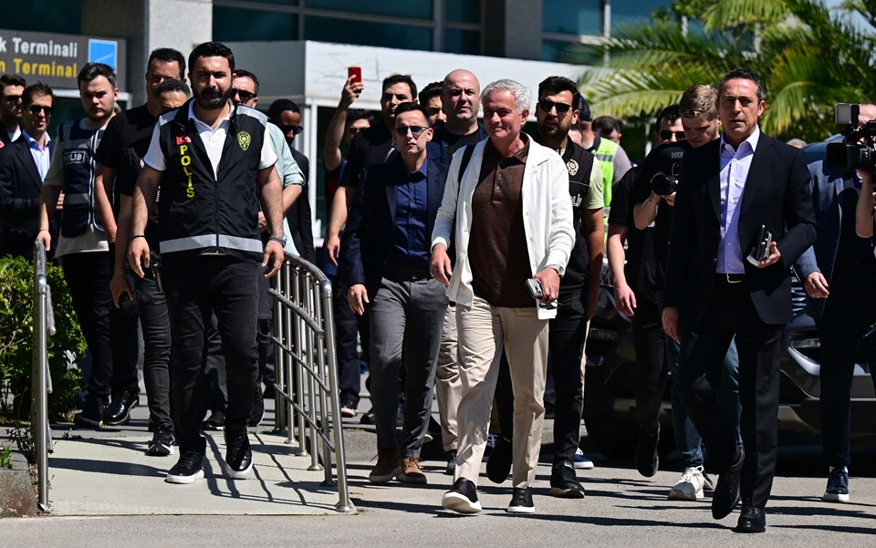Jose Mourinho, Fenerbahçe için İstanbul'da - 1