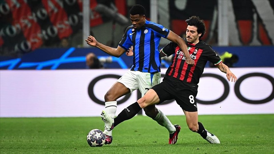 Milano derbisinde Şampiyonlar Ligi rövanşı: Inter ve Milan final için sahada - 1