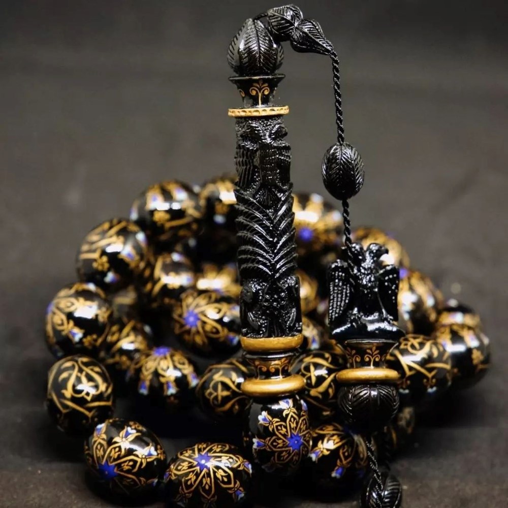 7 ustan�n 9 ayda yapt��� tespih Dubai'ye sat�ld�