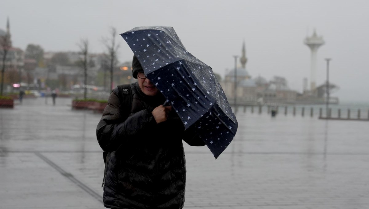 Meteoroloji alarm verdi: 30 il için sarı ve turuncu kodlu uyarı (Fırtına ve çok kuvvetli sağanak geliyor) Meteoroloji alarm verdi: 30 il için sarı ve turuncu kodlu uyarı (Fırtına ve çok kuvvetli sağanak geliyor)